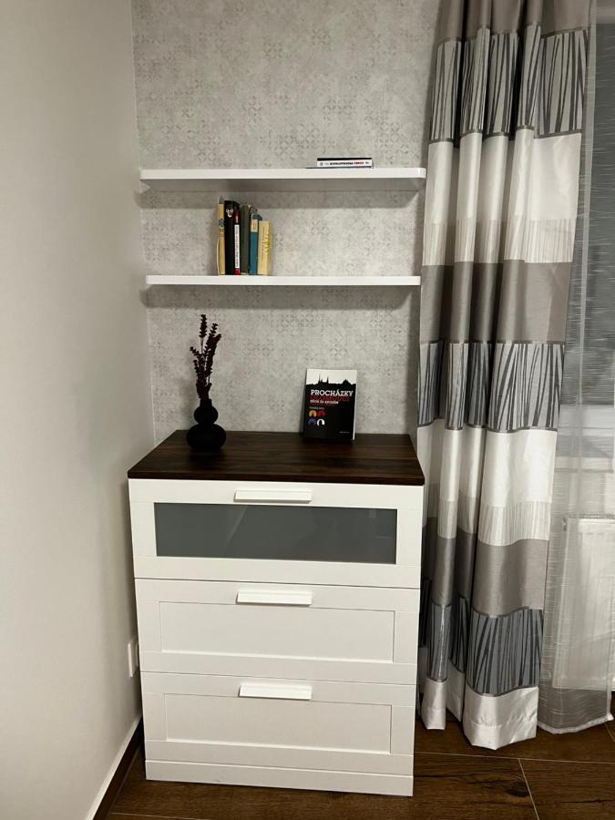 Apartman U Satoshiho Оломоуц Екстер'єр фото